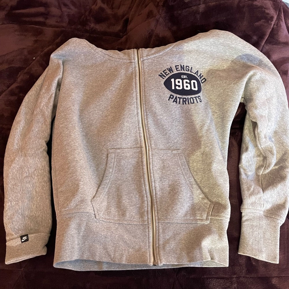 Vintage Patriots Sweatshirt